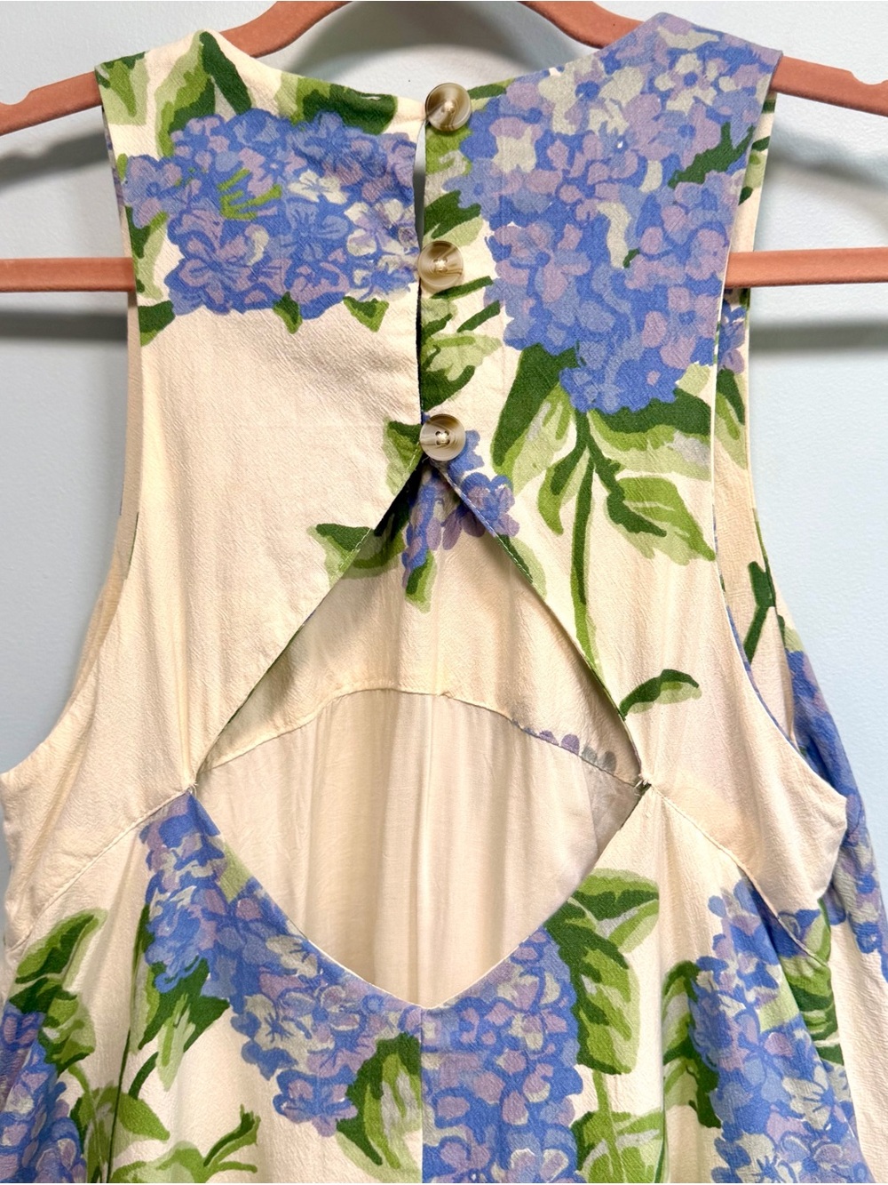 Free People Susie Hydrangea mini dress with keyhole back, size small - Picture 6 of 10